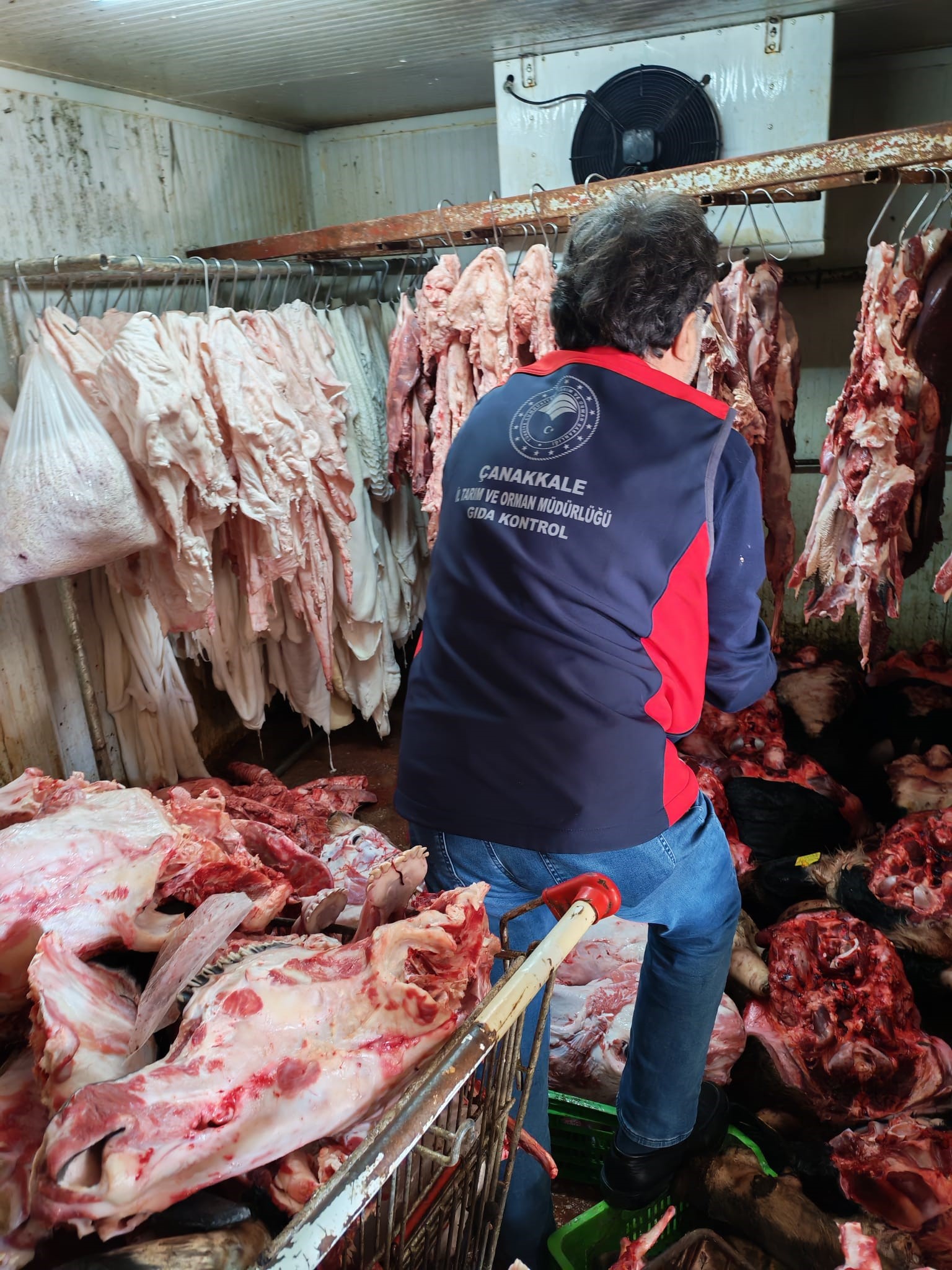 Toplam 5.410 Kilo Ürün Ele Geçirildi, Işletme Hakkında Suç Duyurusu Yapılacak (2)