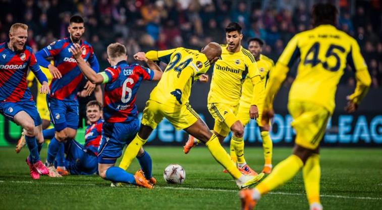 Uefa’dan Fenerbahçe Ve Viktoria Plzen’e Para Cezası-1