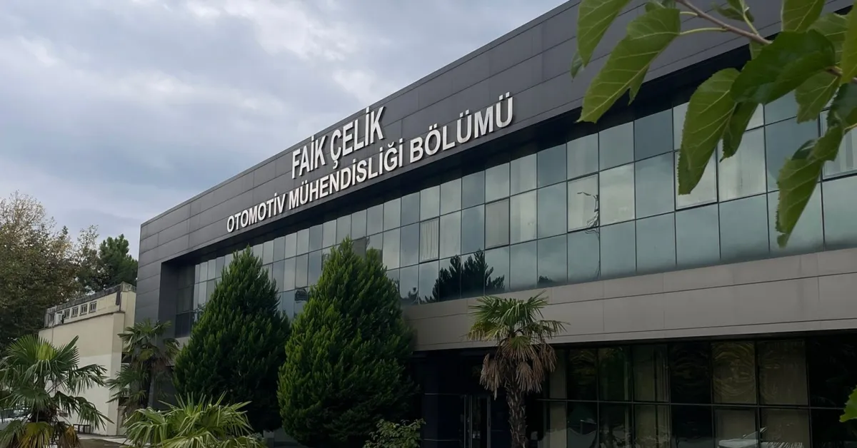 Uludağ Üniversitesi Öğrencilerinden Elektrikli Formula Aracı (3)
