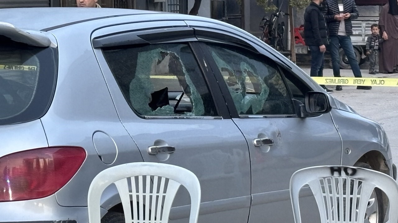 Adana'da Bir Düğünde Karşılaşan Husumetliler Arasında Çıkan Silahlı Çatışmada 1 Kişi Hayatını Kaybetti, 1 Kişi Yaralandı (2)