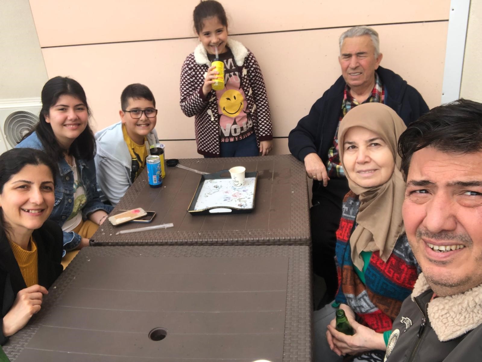 Bursa'da Annesinin Hayali 3 Kişiye Umut Oldu (2)