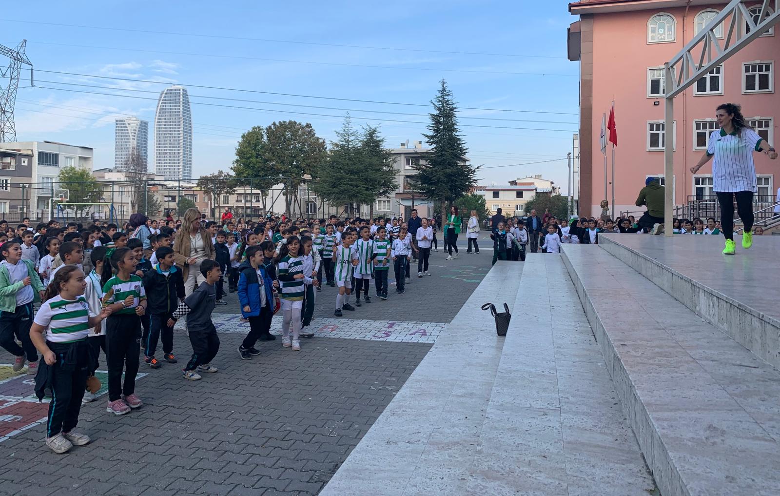 Bursa’da Ders Zili Spor Için Çaldı! (1)