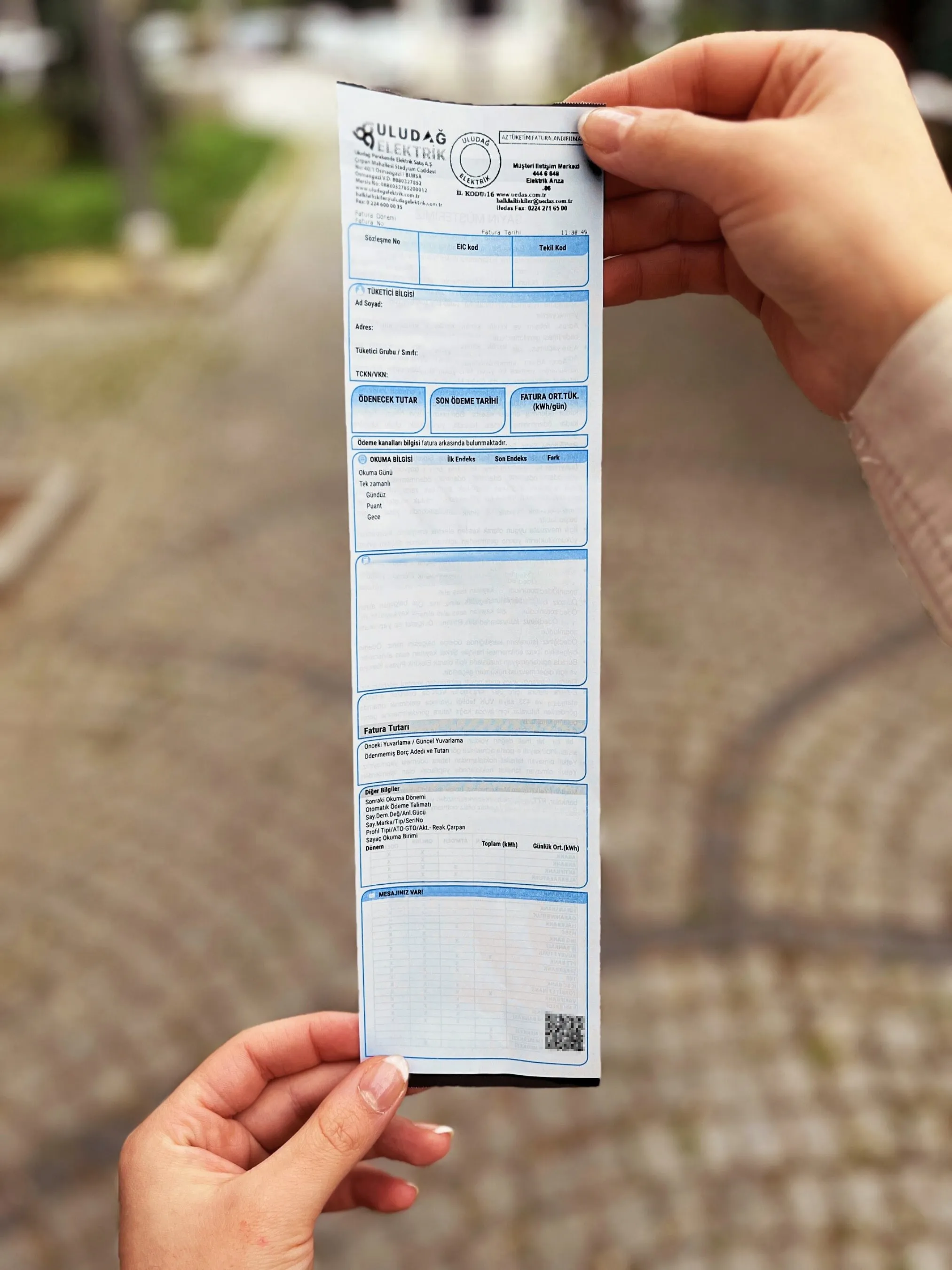 Bursa’da Hayırsever Iş Insanı Binden Fazla Abonenin Faturasını Ödedi