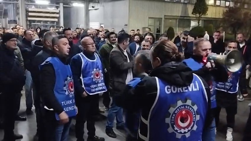 Bursa'da Kazan Kaynıyor! Bosch Fabrikası Işçilerden Işıklı Isyan (1)