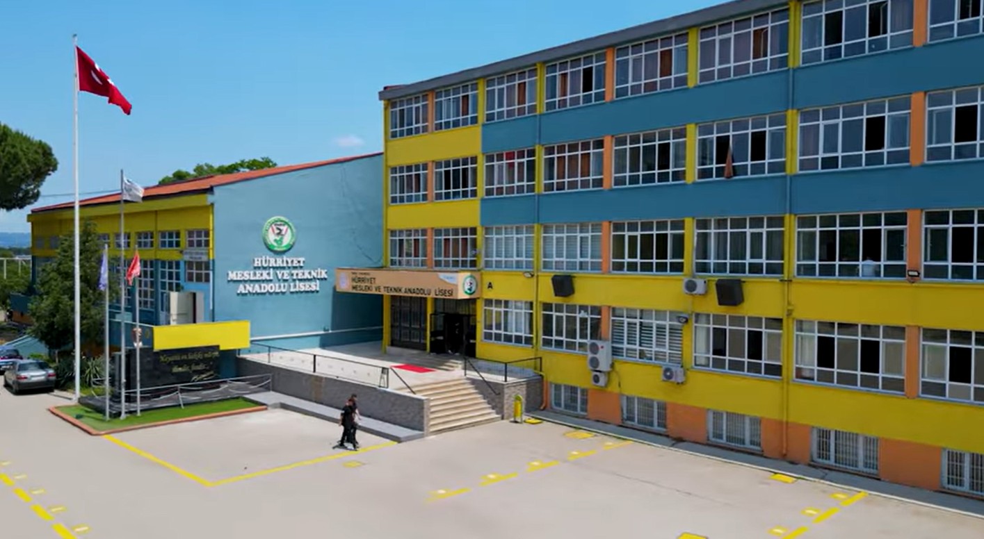 Bursa'da Öğrenciler Fabrika Gibi Üretiyor (3)