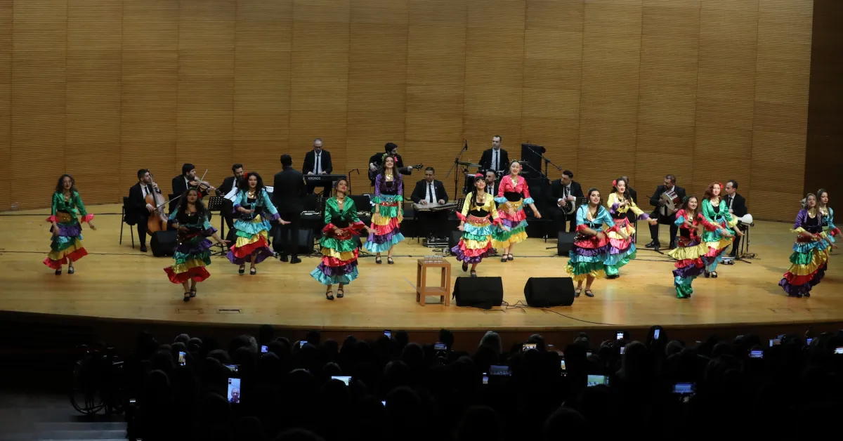 Bursa’da Roman Ve Balkan Gecesi Kültür Şölenine Dönüştü (2)