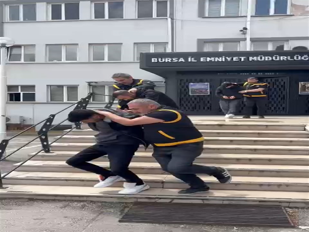 Bursa'daki Berber Cinayetinde Kan Donduran Iddialar Ortaya Çıktı! (2)