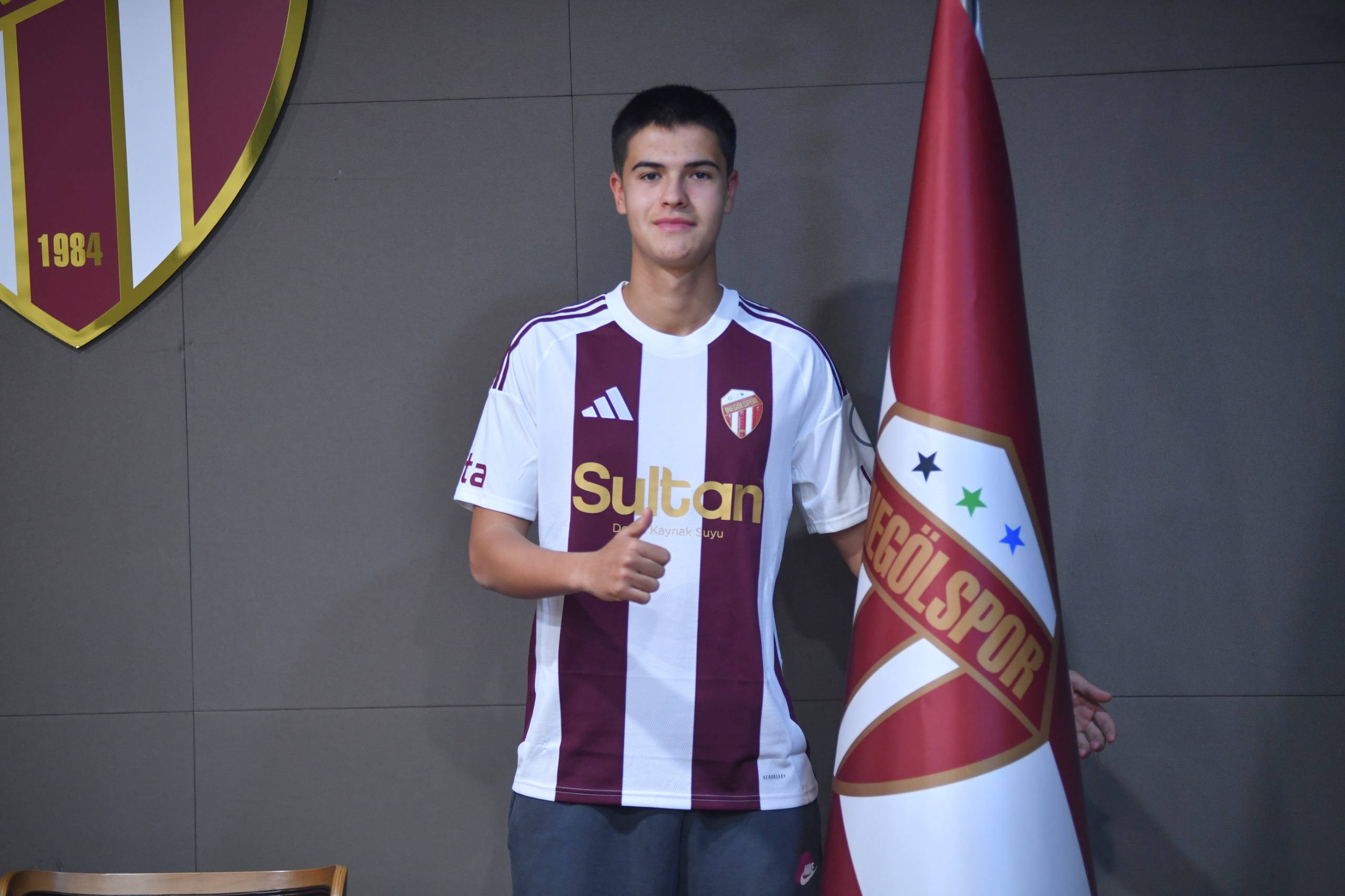 Bursaspor'dan Sultan Su İnegölspor'a Transfer (3)