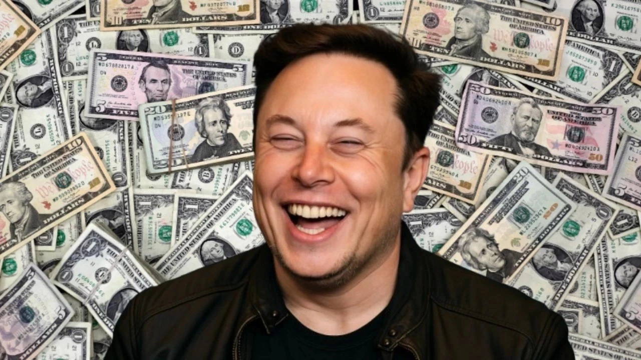 Elon Musk’tan Tarihi Rekor! 700 Milyar Dolar Barajını Aşan İlk İnsan Oldu-1