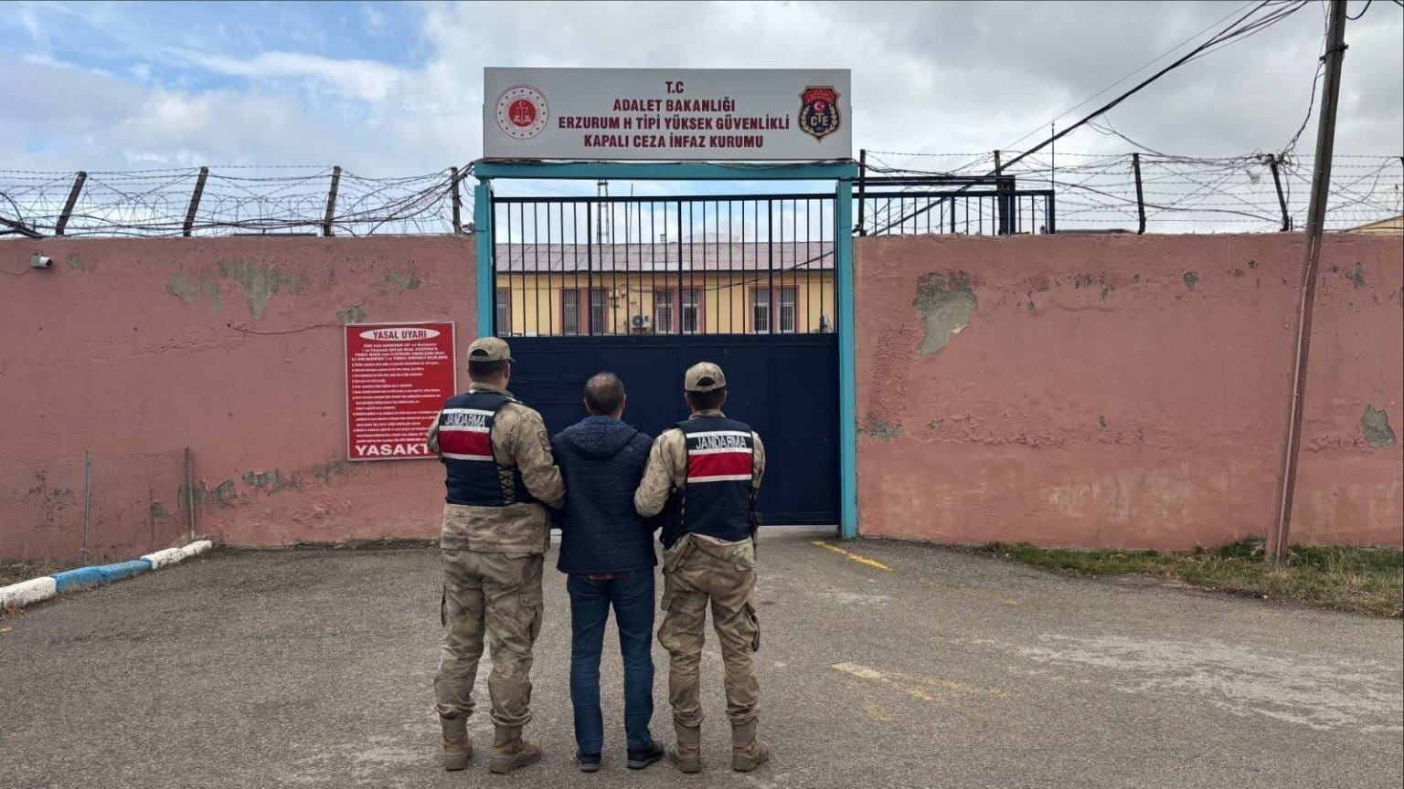 Erzurum'da Aranan 2 Fetöpdy Üyesi Yakalandı (1)