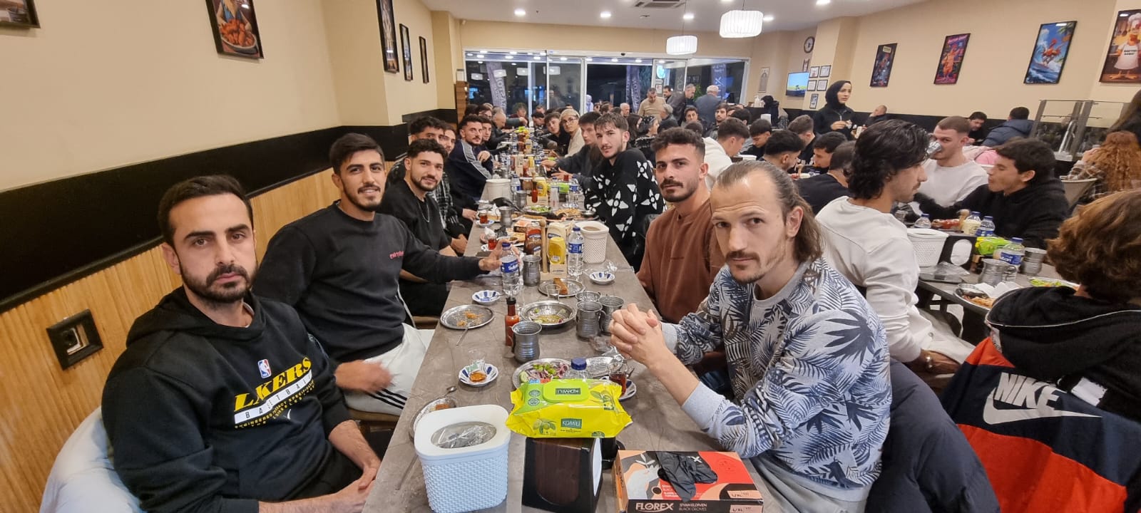 Eski Başkanlardan Kafkasspor’a Moral Yemeği (2)