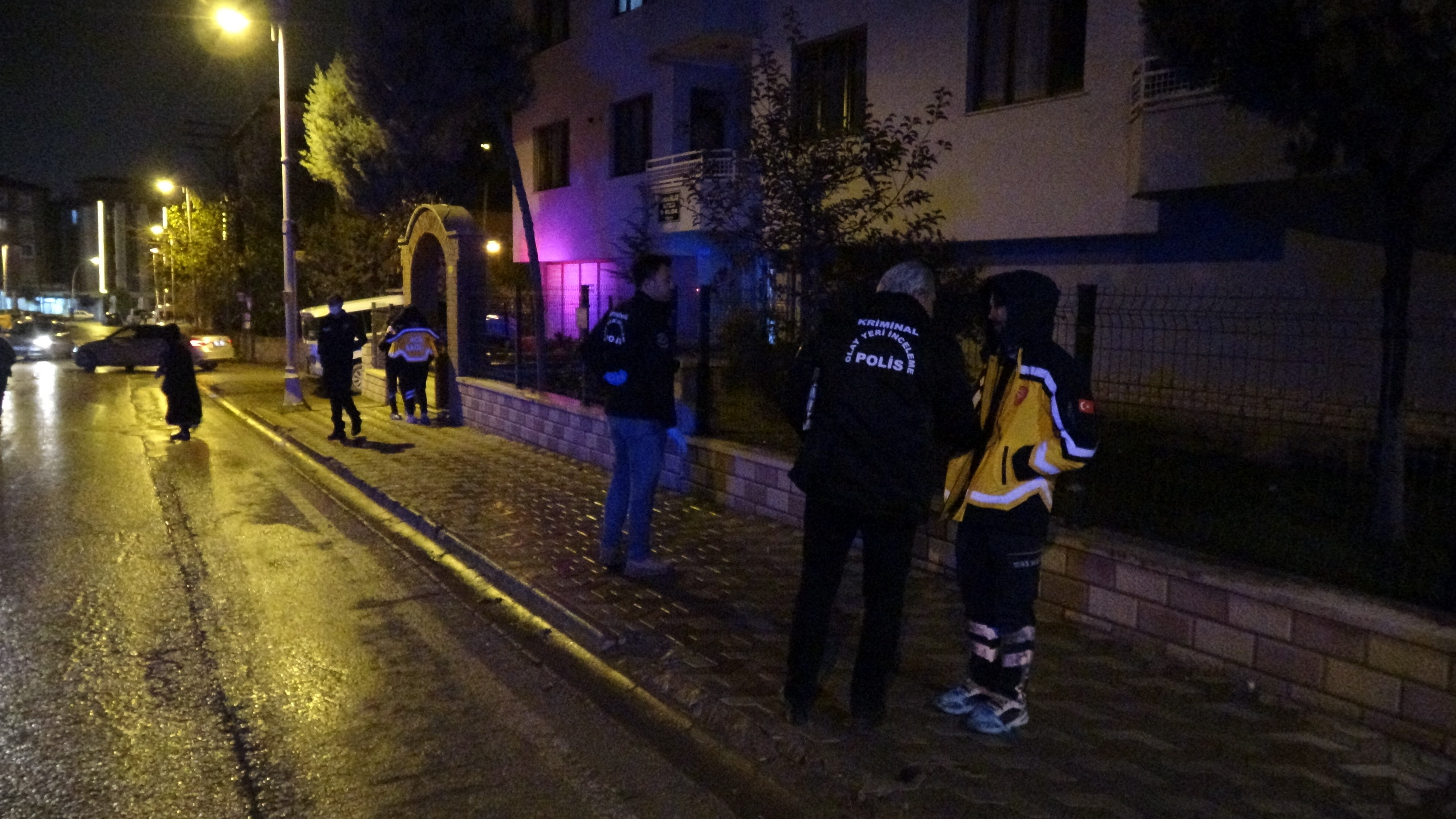 Evden Gelen Kötü Koku Acı Gerçeği Ortaya Çıkardı (1)