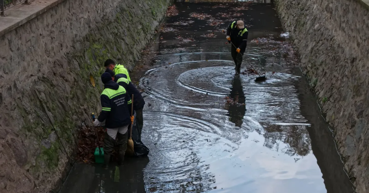 Gemlik Belediyesi Tüm Müdürlükleriyle Sahada (3) Gencgazete