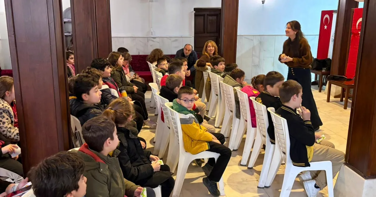 Gemlikte Çocuklar Haklarını Öğreniyor (3) Gencgazete