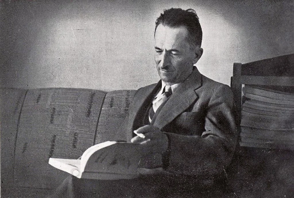 Guntekin Resat Nuri 16773A30E23A7D