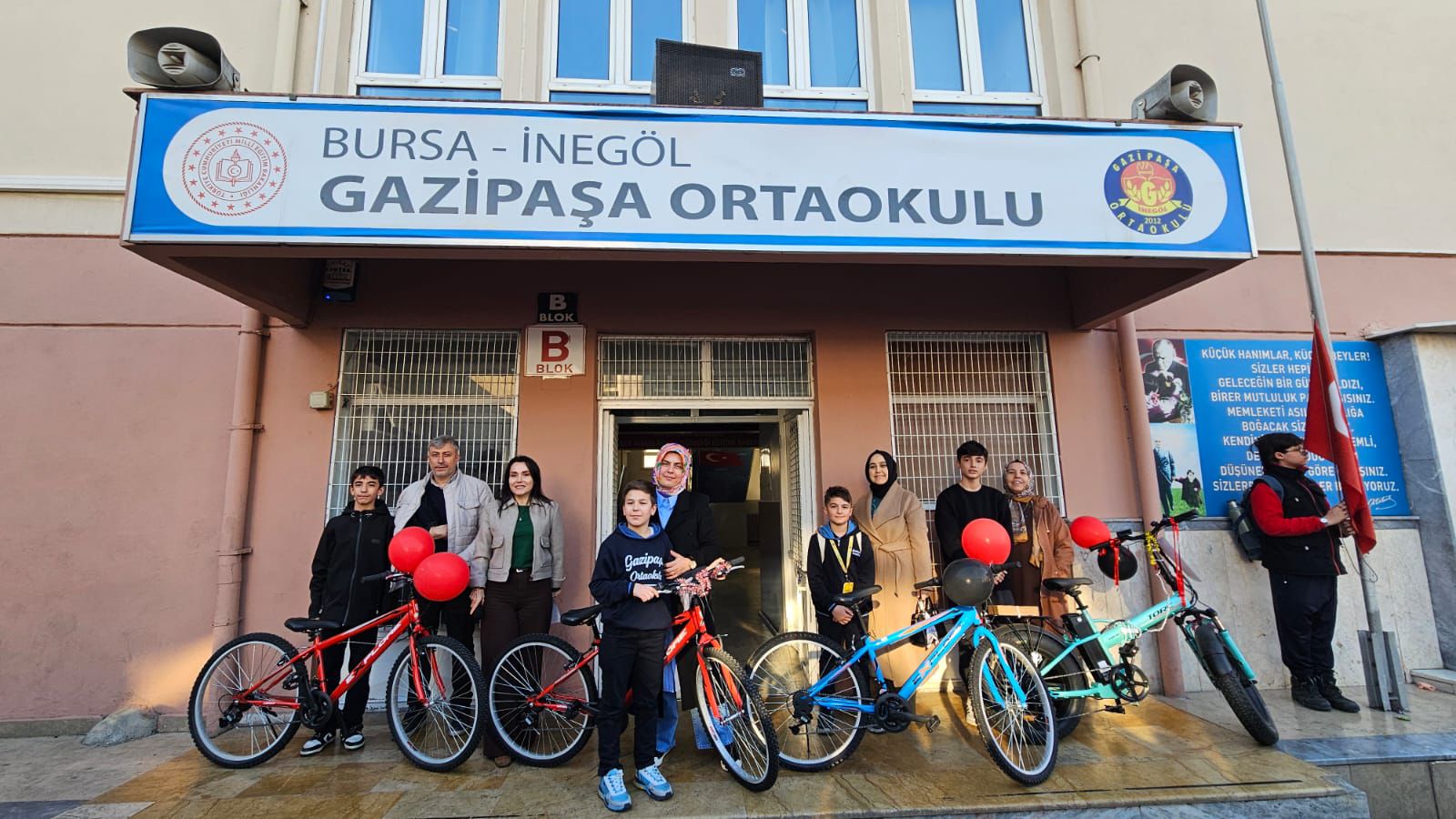 İnegöl Gazipaşa Ortaokulu Kan Bağışı Gençgazete (4)
