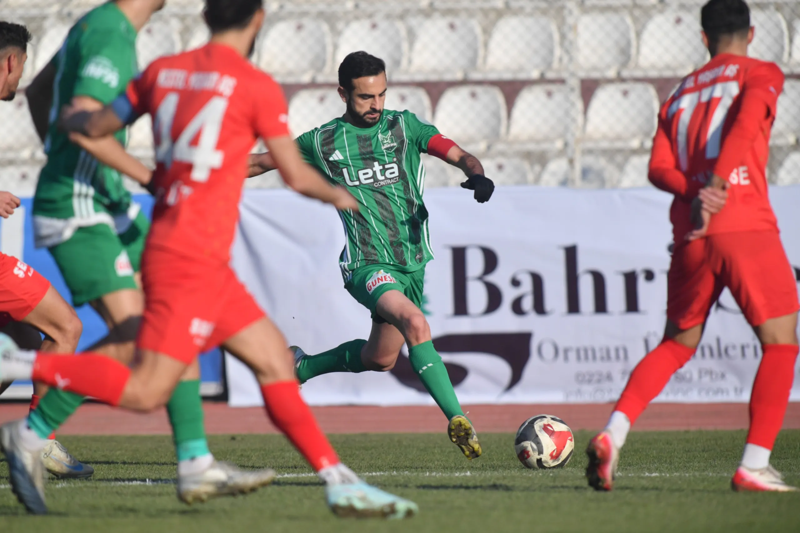 İnegöl Kafkasspor İlk Yarıyı Önde Kapattı (5)