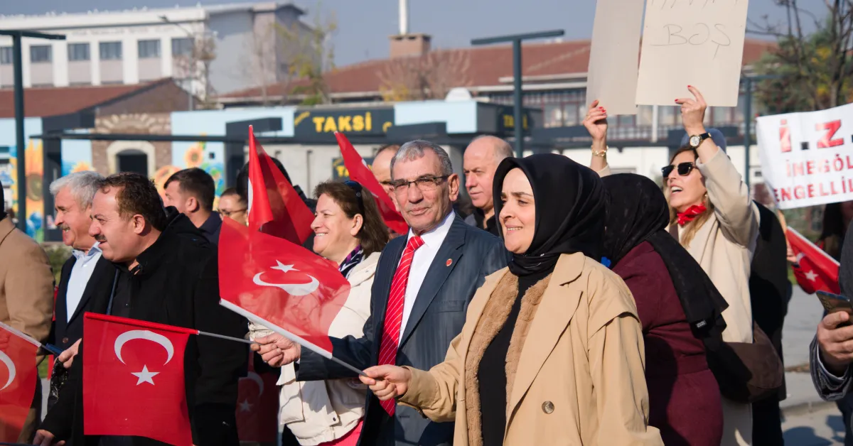 İnegöl’de 3 Aralık Engelliler Günü’nde Farkındalık Yürüyüşü (2)