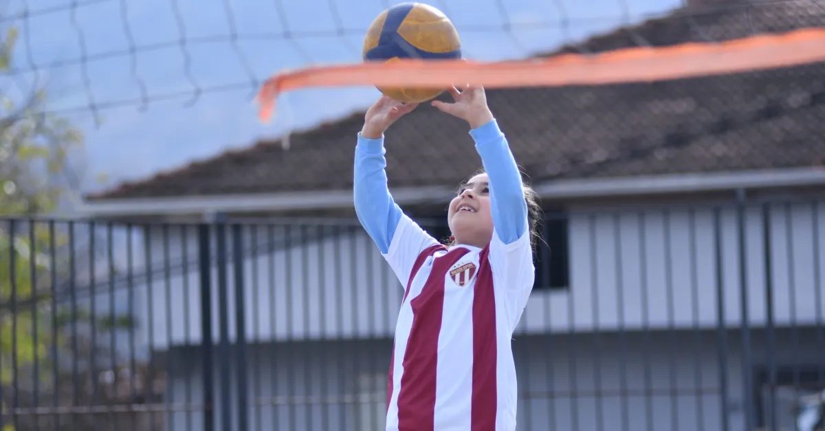 İnegöl’de 65 Öğrenciye Forma Desteği Verildi (4)