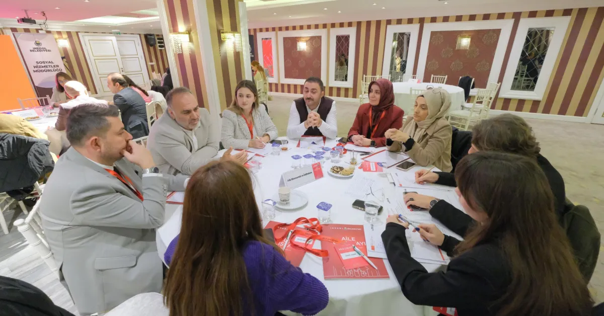 İnegöl’de Aile Çalıştayı Düzenlendi 7 Başlık Masada (7)