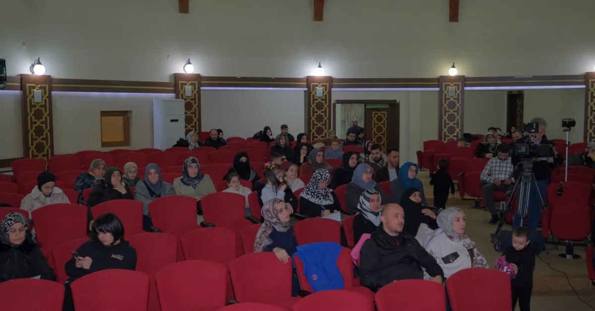 İnegöl’de Aile Okulu Tamamlandı, Başarılı Katılımcılar Ödüllendirildi (2)