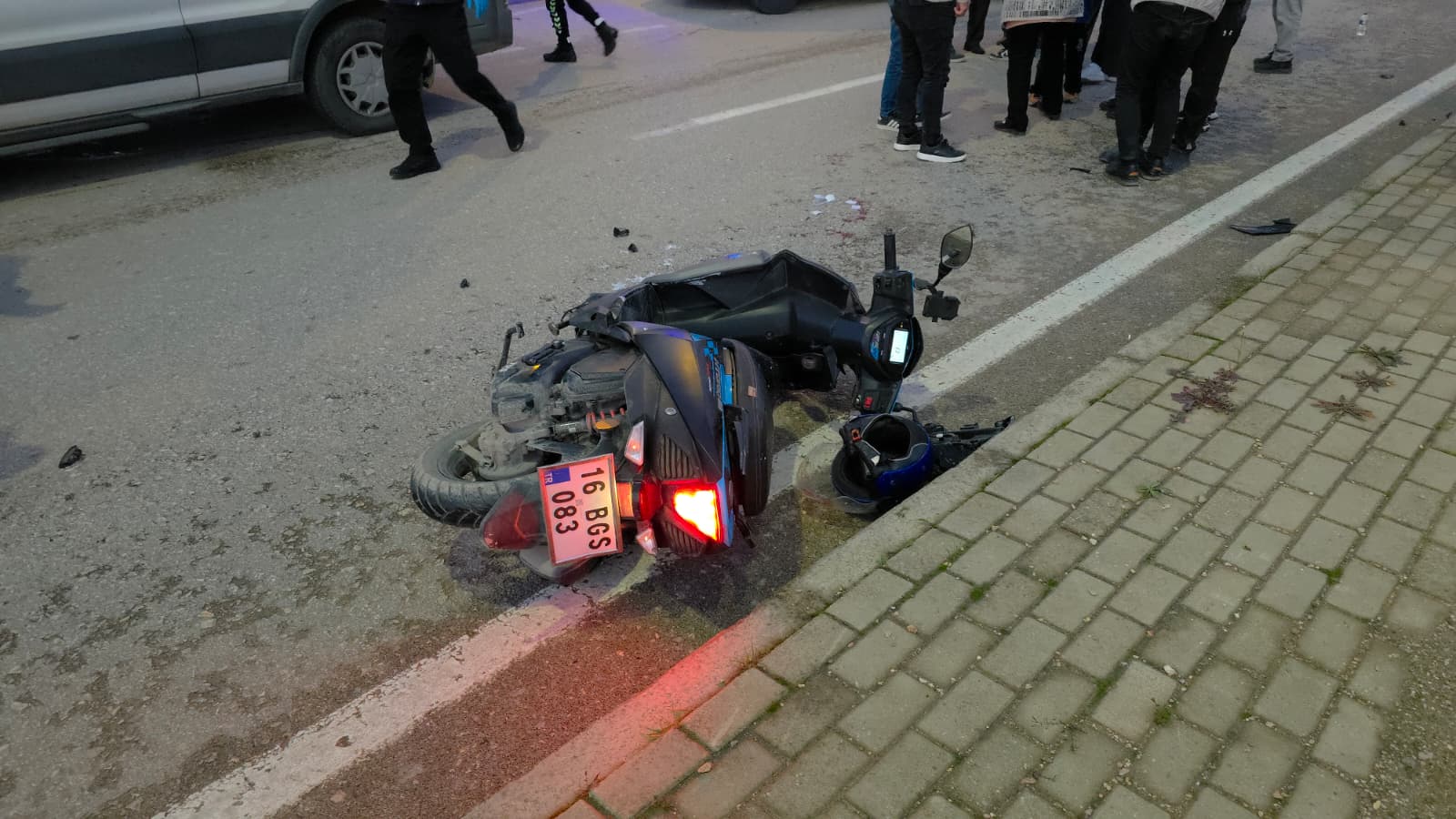 İnegöl’de Peş Peşe Iki Kaza! Çok Sayıda Yaralı Var-1