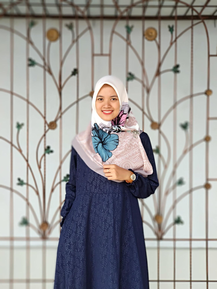 Kadınlar Abdest Alırken Başörtüsünün Üzerinden Başını Mesh Gencgazete (1)