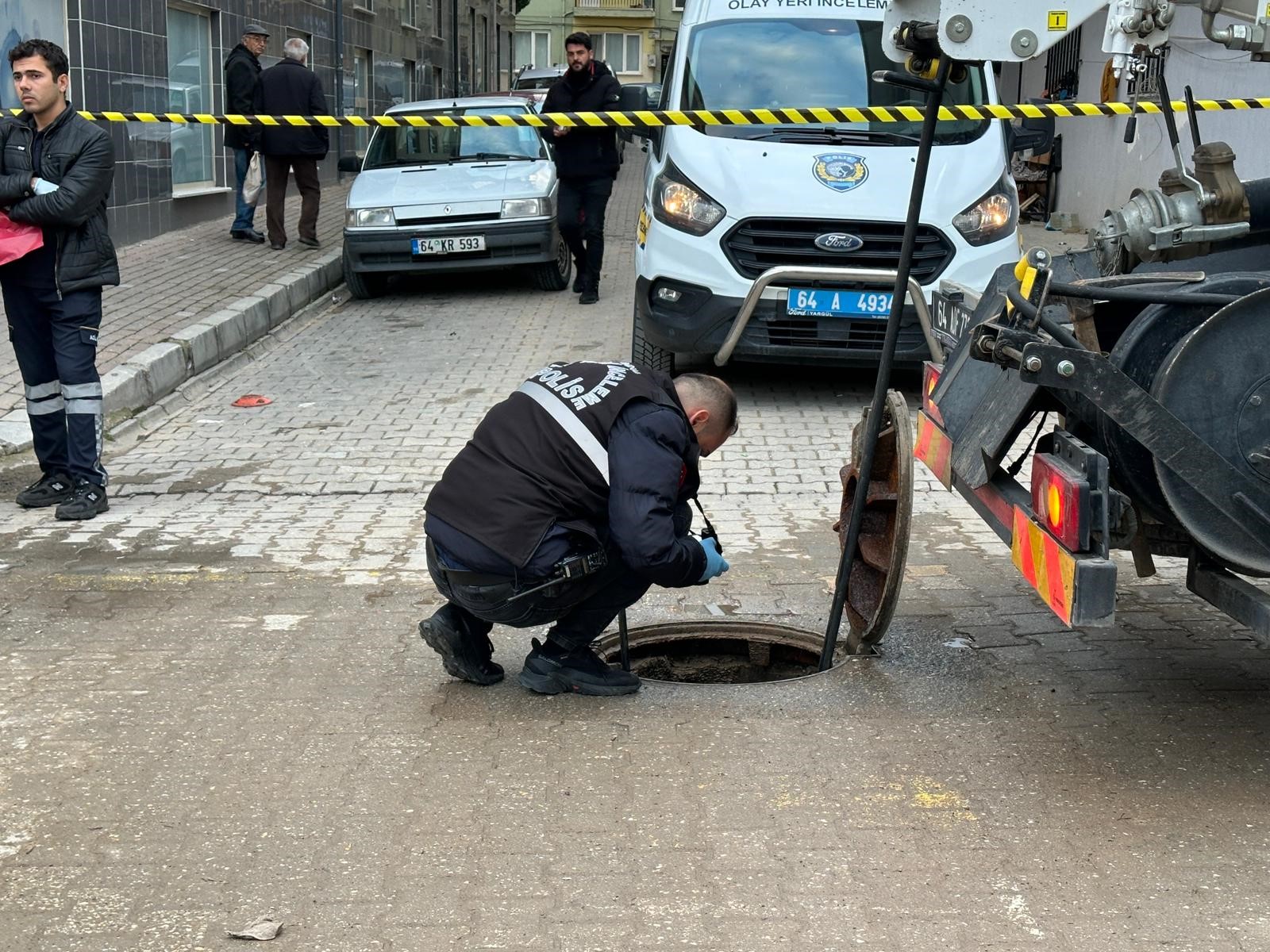 Kanalizasyonda Cenin Bulundu (4)