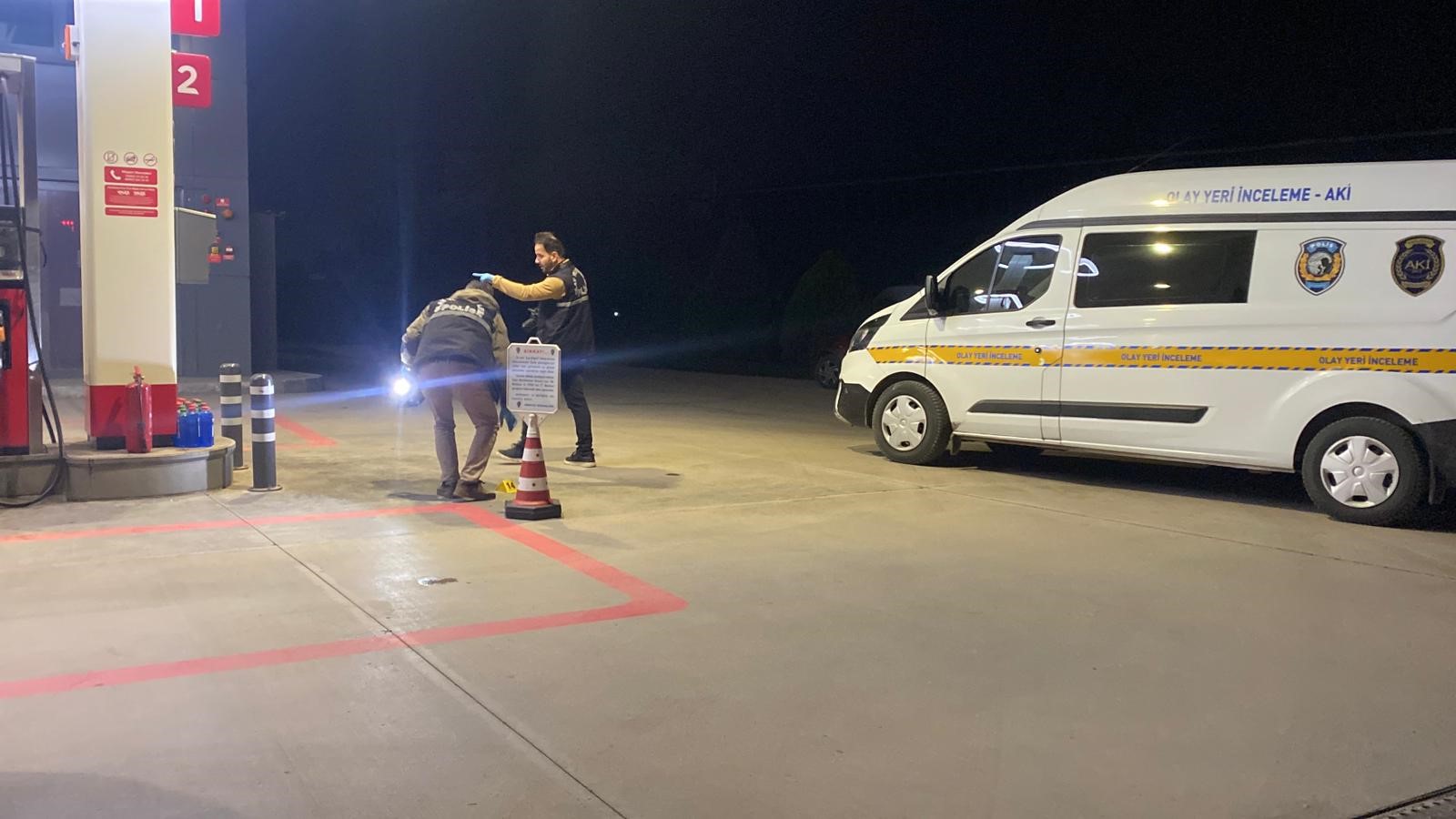 Kocaeli'de Silahlı Saldırı 1'I Futbolcu 3 Yaralı (2)