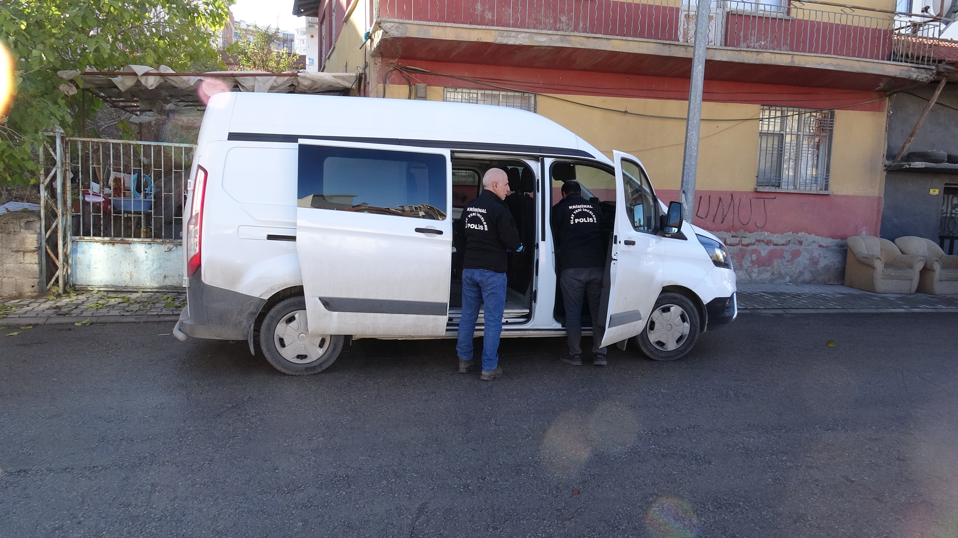 Malatya'da Fenalaşan Iki Kardeşten Biri Hayatını Kaybetti (2)