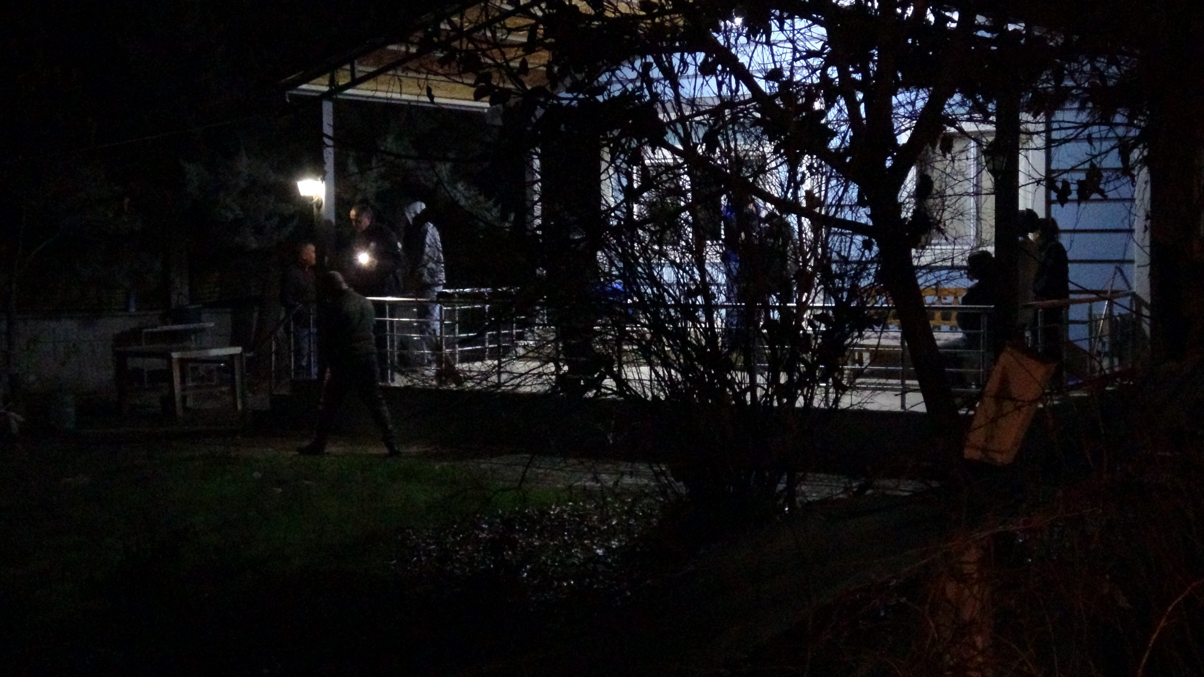 Malatya’nın Battalgazi Ilçesinde 16 Yaşındaki Çocuk, Arkadaşının Kullandığı Silahtan Çıkan Kurşunla Kazara Yaralandı (2)