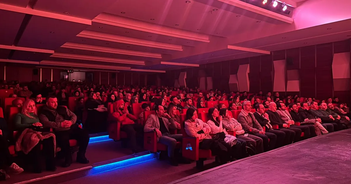 Milli Şair Mehmet Akif Ersoy İnegöl’de Tiyatroyla Anıldı (2)