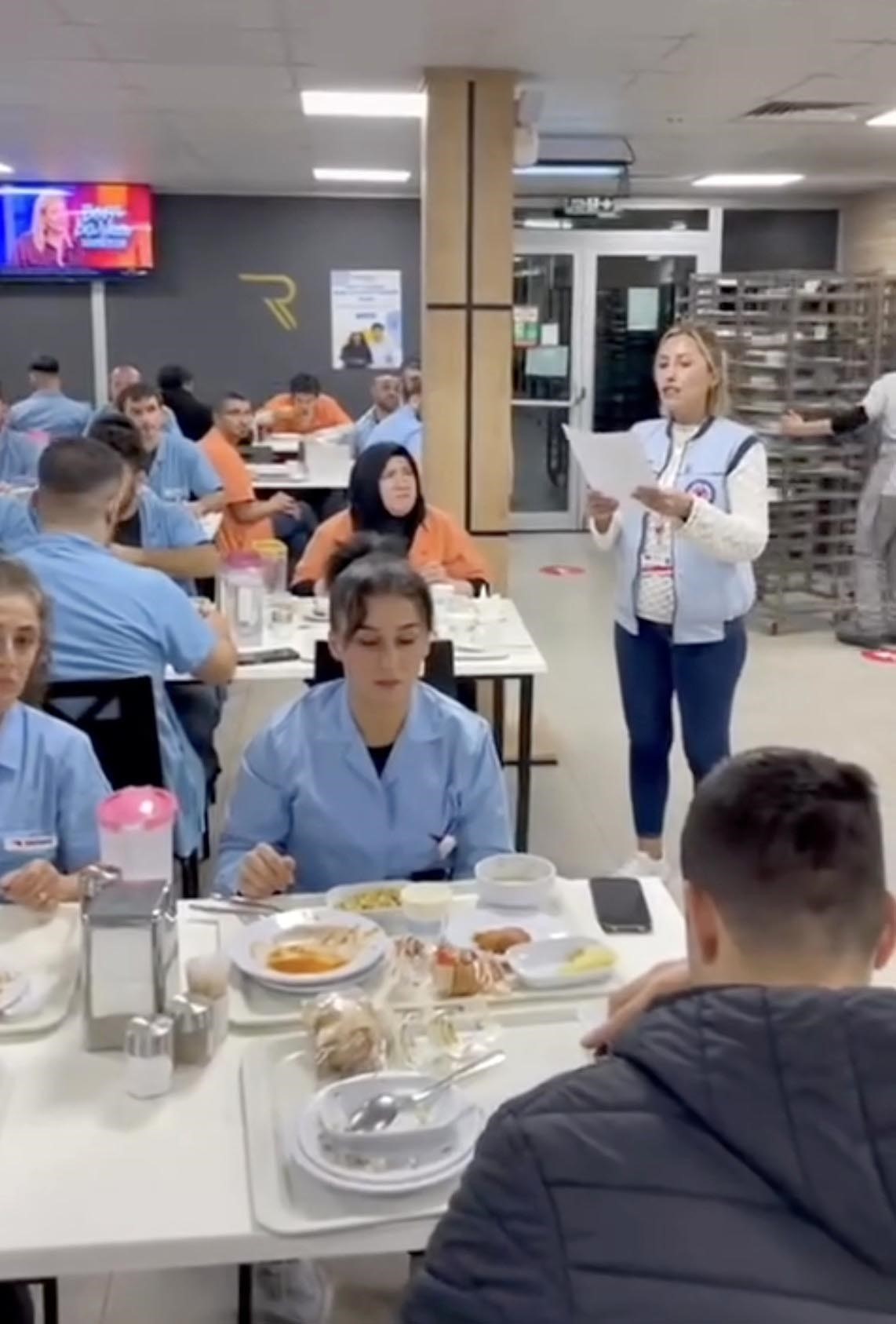 Mudanya’daki Yazaki Fabrikasında Metal Işçilerinden Çatal Kaşık Eylemi (3)