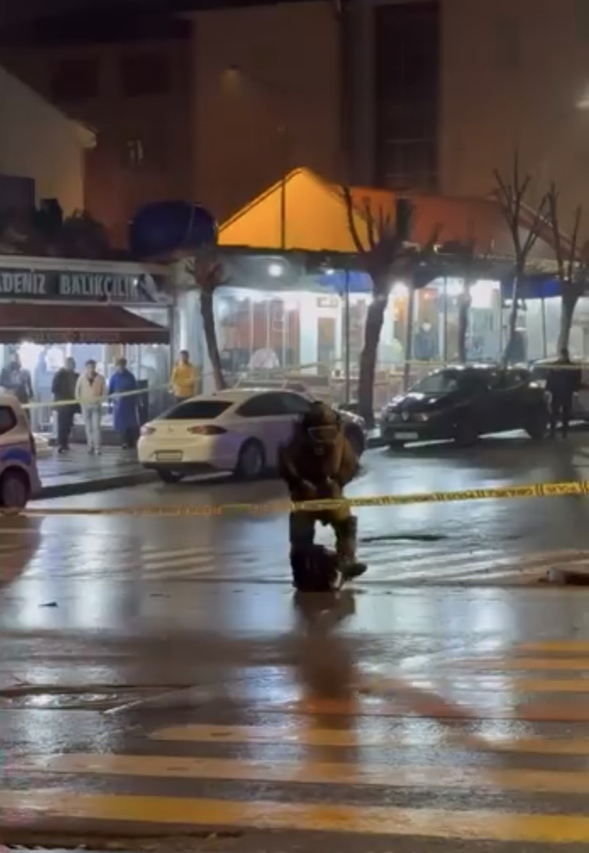 Muş'ta Şüpheli Çanta Fünye Ile Patlatıldı (1)