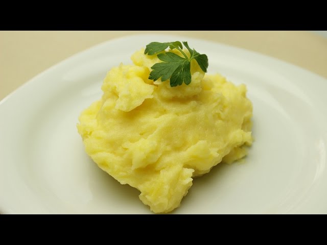 Patates Püresi Tarifi Nasıl Yapılır Kıvamı Güzel Ve Lezzetli Patates Püresi Hazırlamanın Sırrı Nedir (3)