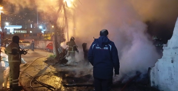 Sabaha Karşı Bursa’da Baraka Alevlere Teslim Oldu! (3)