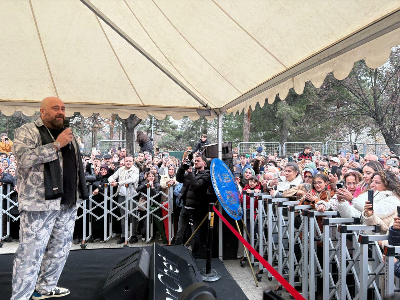 Somer Şef Bursa’da Tavuk Çağrısı Yaptı! Tavuk Bir Günah Keçisi Olmamalı (2)