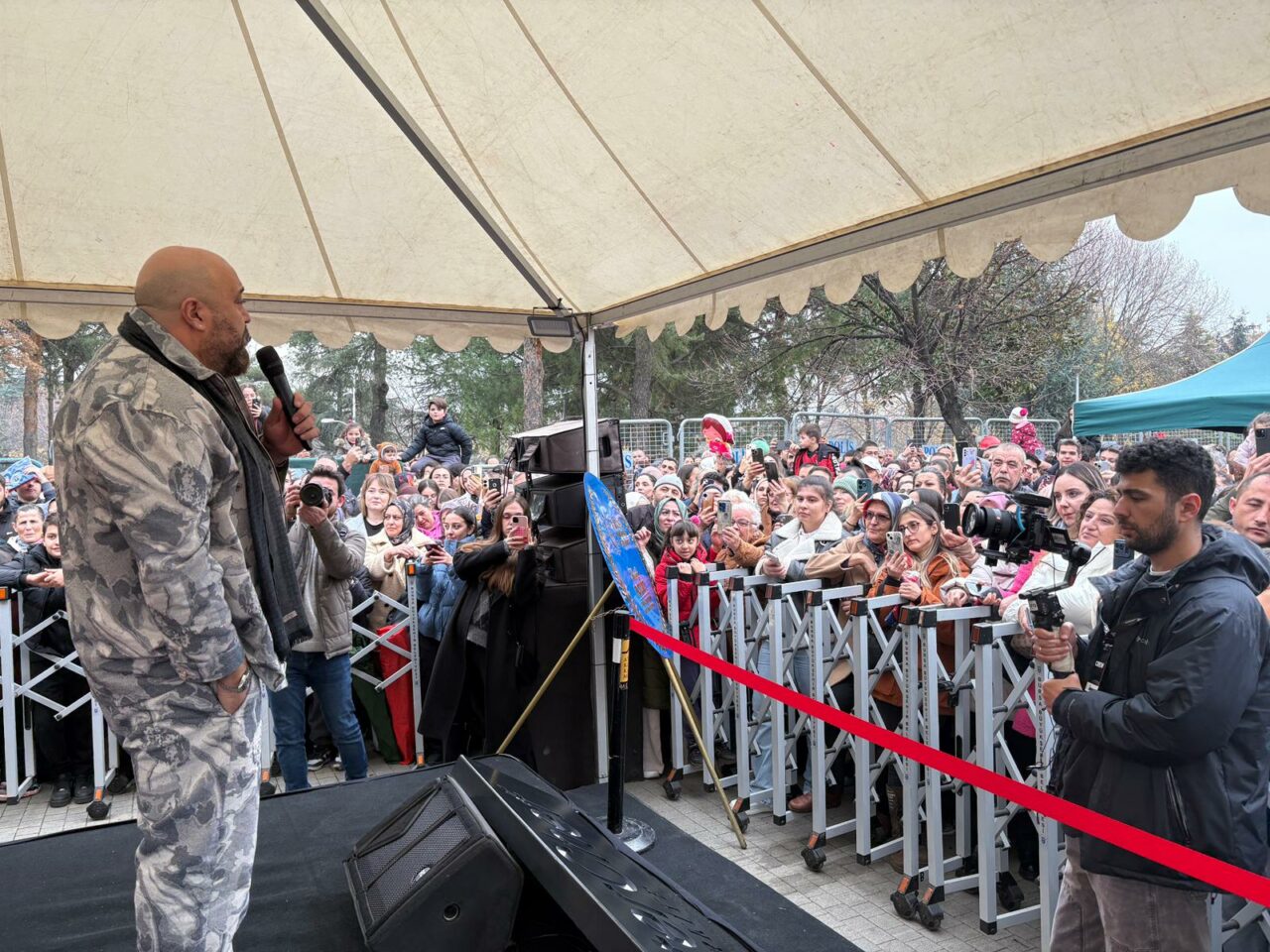 Somer Şef Bursa’da Tavuk Çağrısı Yaptı! Tavuk Bir Günah Keçisi Olmamalı (4)