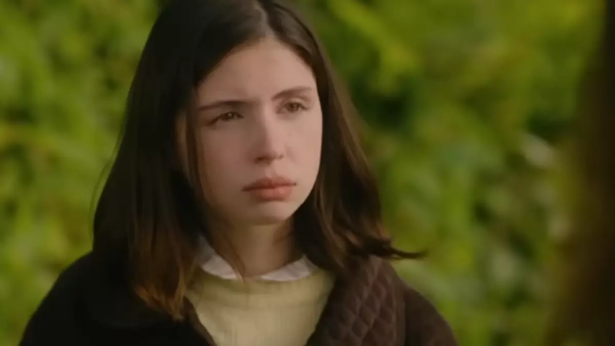 Taşacak Bu Deniz Fadime Kimdir Zeynep Atılgan Kimdir, Kaç Yaşında Hangi Film Ve Dizilerde Rol Aldı