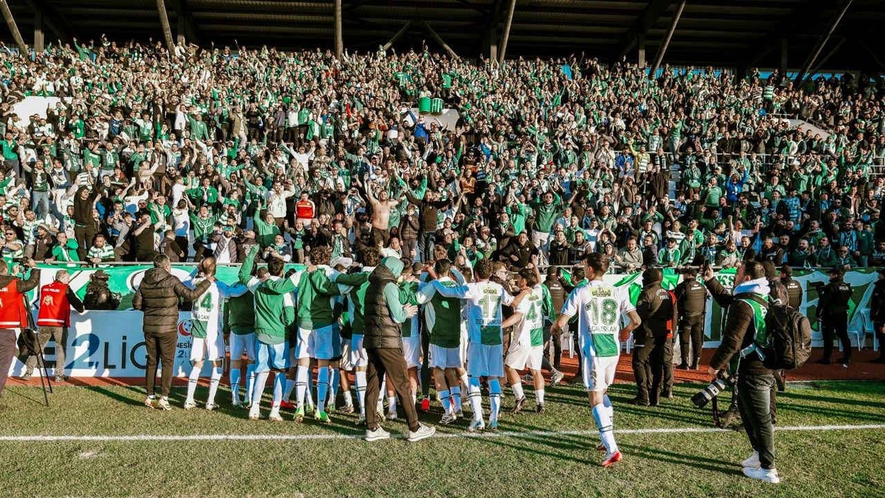 Tffden Bursaspora Sembolik Leyla Zana Cezasi