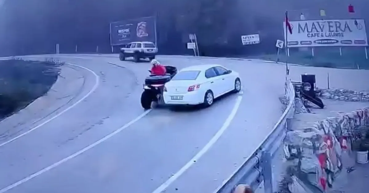 Uludağ Yolunda Kaygan Zeminde Kazalar Kamerada (2)