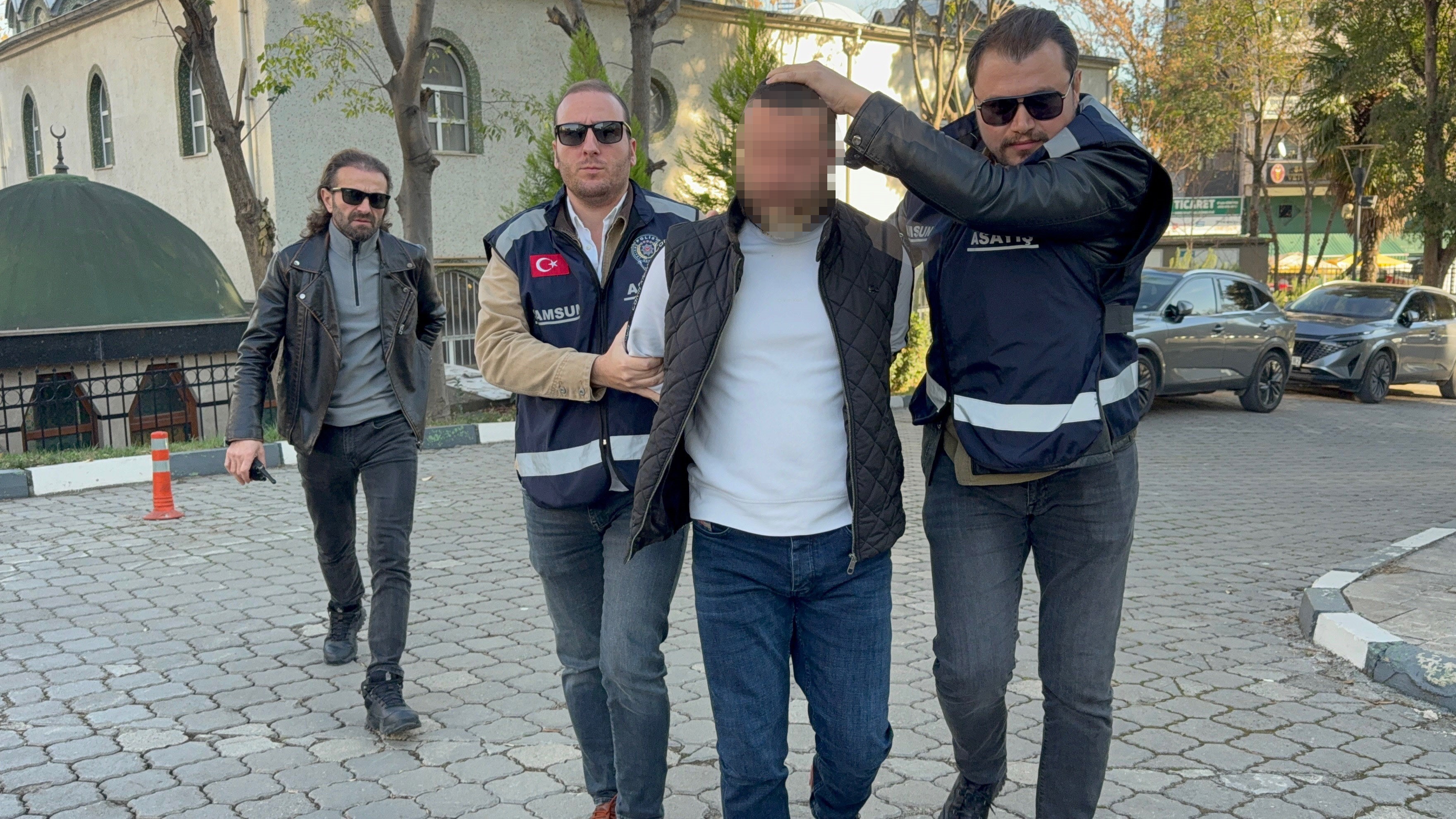 Yanlış Kişiyi Vurdu (2)