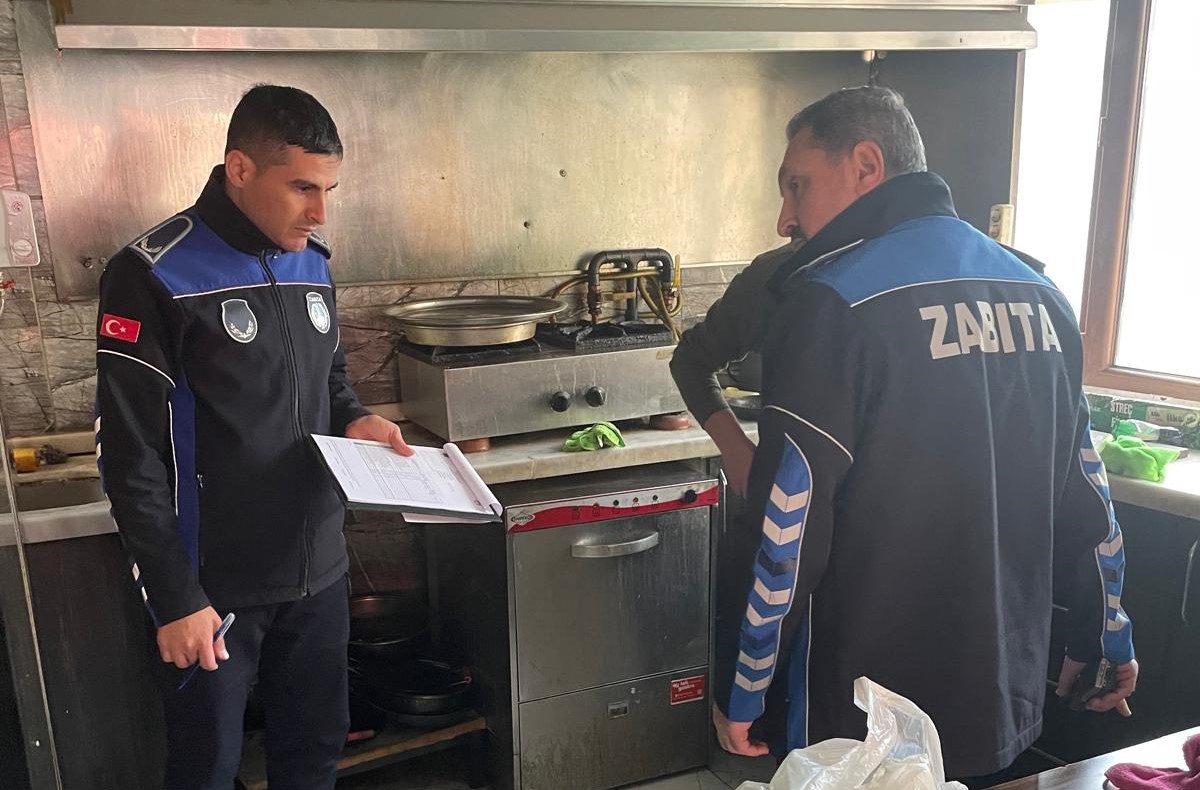 Zabıtadan Yeni Yıl Öncesi Sıkı Denetim (2)