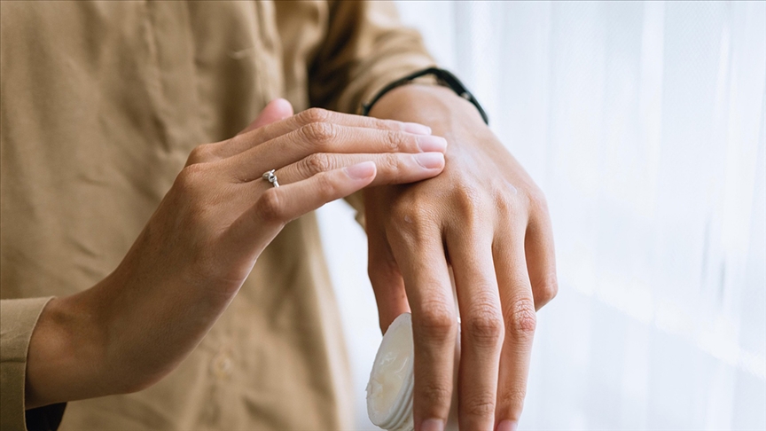 Aldığınız Kremlerin Etiketinde Bu İçerikler Yazıyorsa Dikkat! Cildiniz Fark Etmeden Zarar Görüyor Olabilir Mi-1