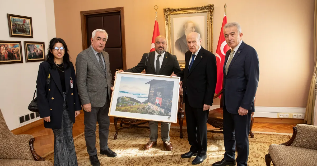 Bahçeli Objektif Başına Geçti Foto Muhabirlerine Tbmm Sözü (2)