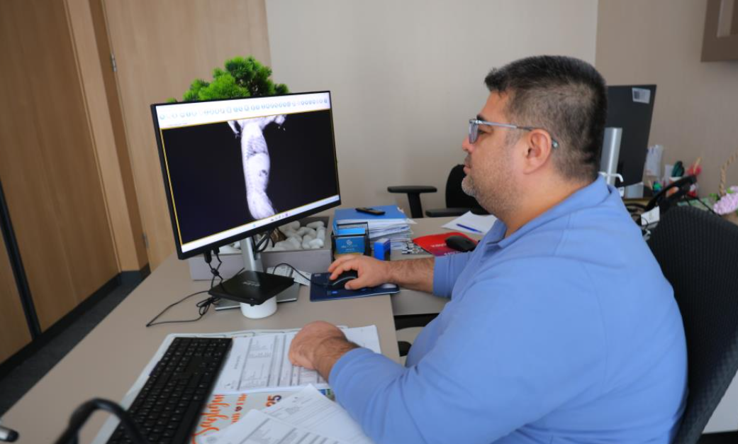 Bebeğin Sırtından Tel Parçası Çıktı F (3)