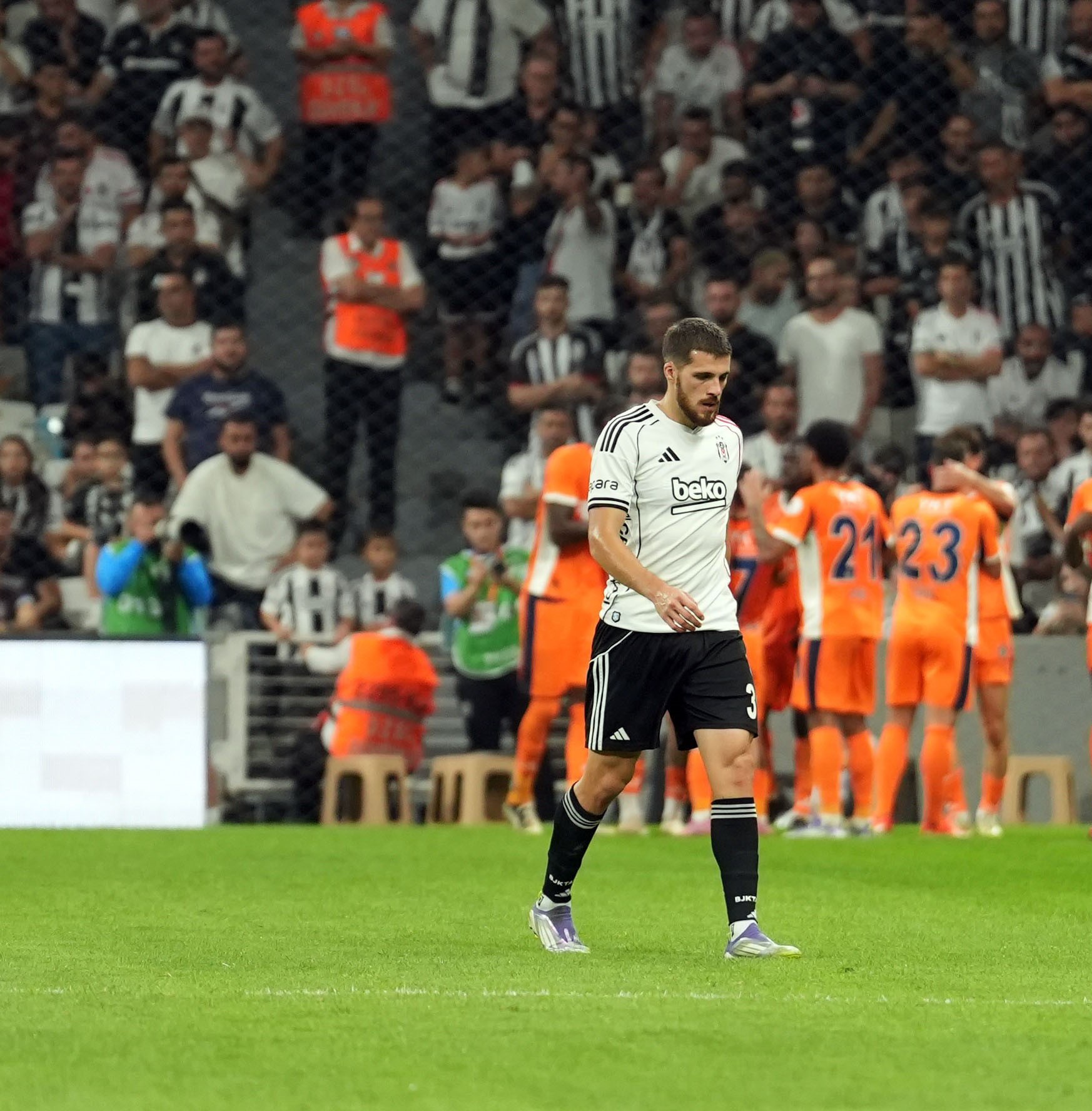 Beşiktaş, David Jurasek Ile Yollarını Ayırdı (2)
