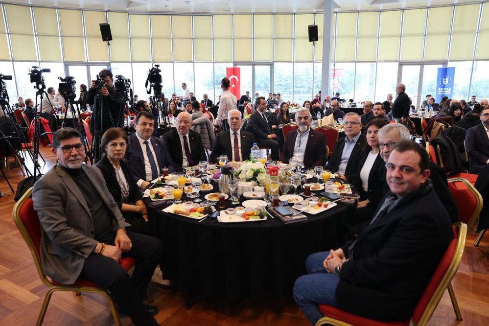 Bozbey’den Net Mesaj! “Bizim İşimiz Bursa’ya Hizmet” (2)