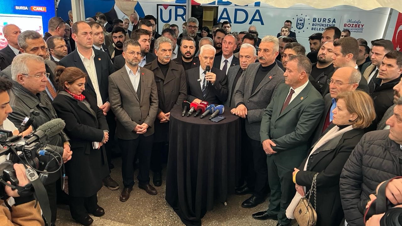 Bursa Büyükşehir Belediye Başkanı Bozbey Bunlar Bizi Asla Yıldıramaz, Yıldırması Da Mümkün Değildir (2)