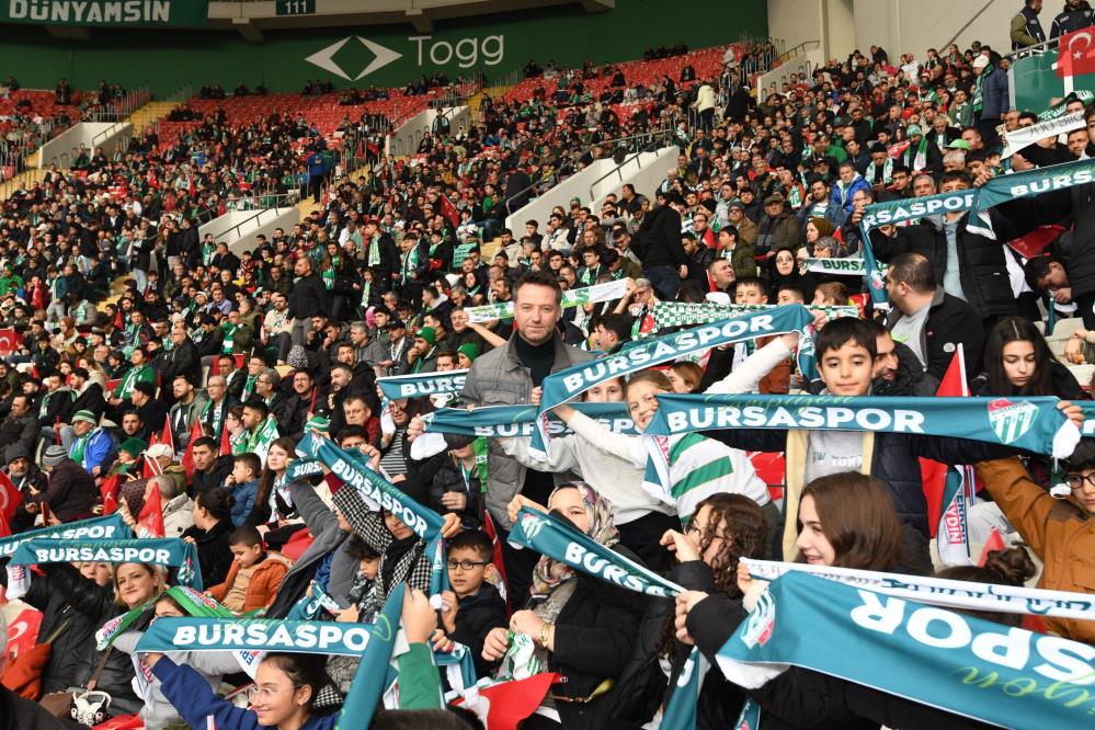 Bursa'da 90 Çocuk Bursasporlu Oldu! (1)